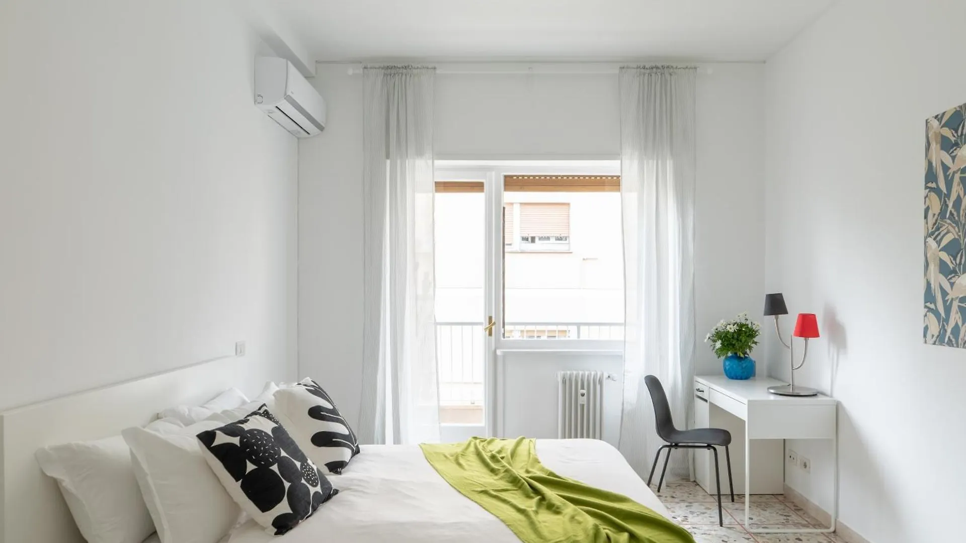 Apartment Iflat Spacious & Comfortable Apt Near The Vatican Rome Italy