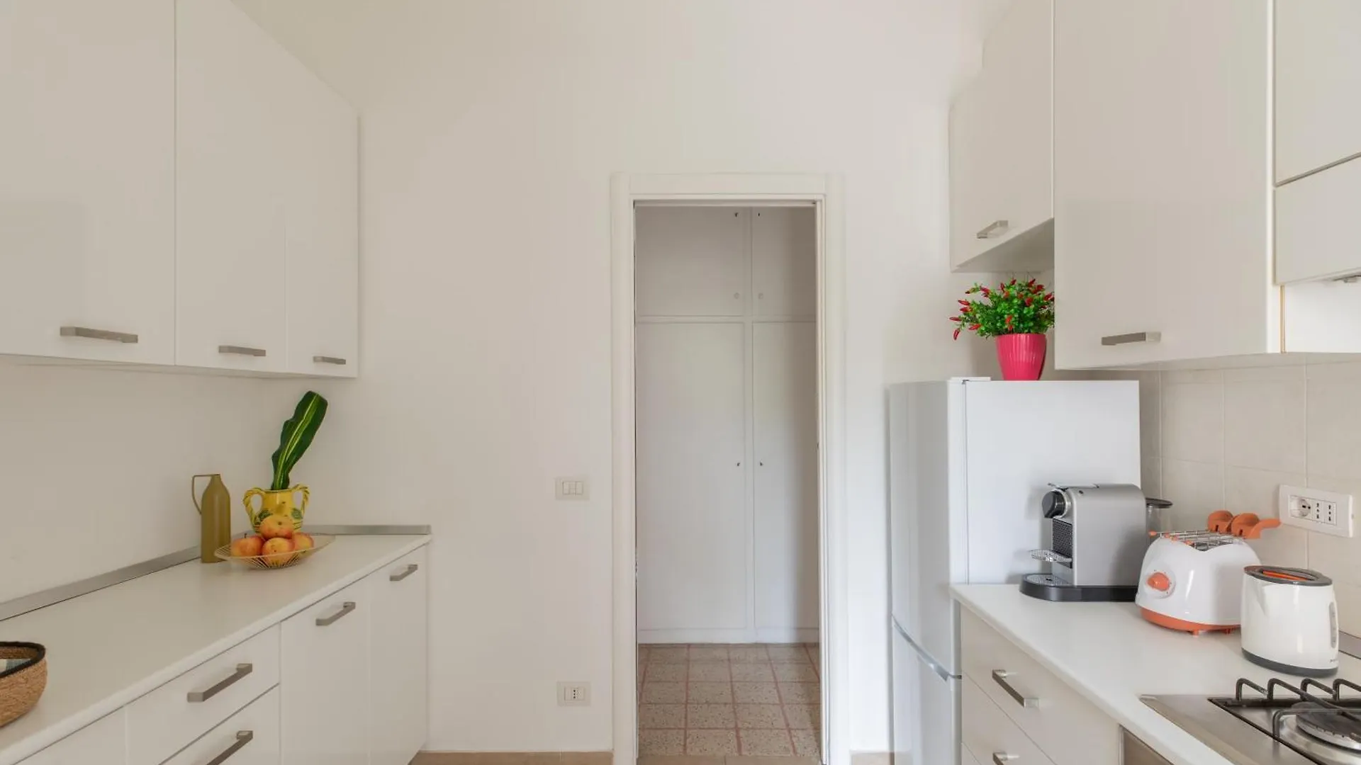 Iflat Spacious & Comfortable Apt Near The Vatican Rome Apartment